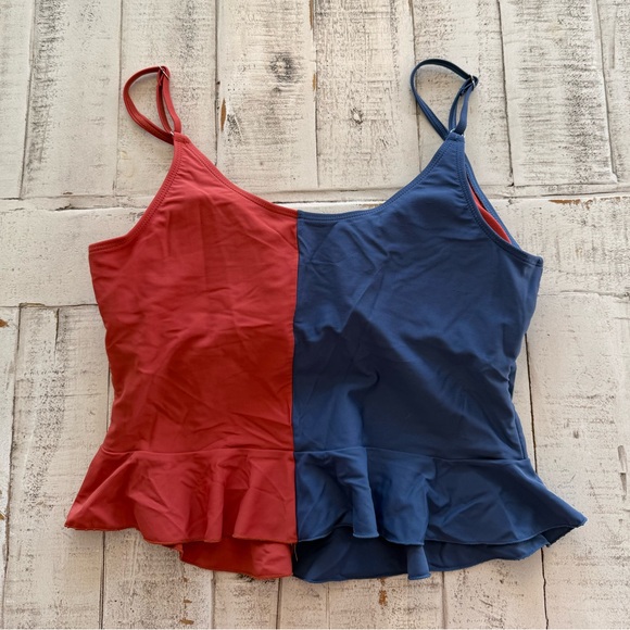 Janela Bay Color Block Two Color Ruffle Modest Tankini Swim Top - Picture 2 of 5